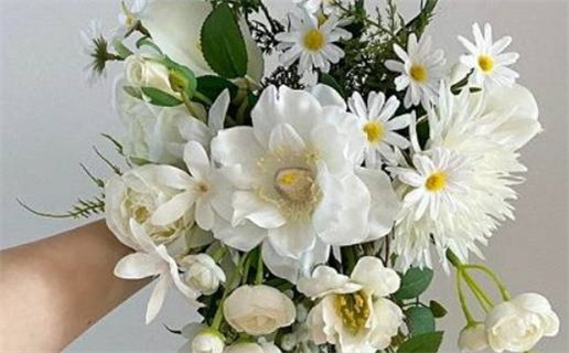 2025年农历二月初一结婚好不好 办喜事吉利吗 2025年农历二月初一结婚好不好 办喜事吉利吗