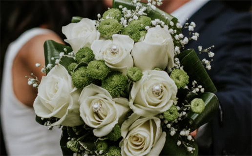 2025年农历三月廿四是结婚好日子吗 今日办婚礼好不好