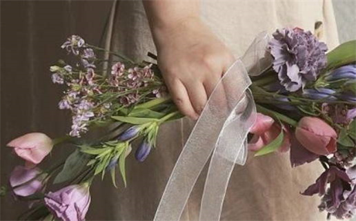 2025年07月24日领证吉日查询 今日登记结婚好不好 2025年07月24日领证吉日查询 今日登记结婚好不好