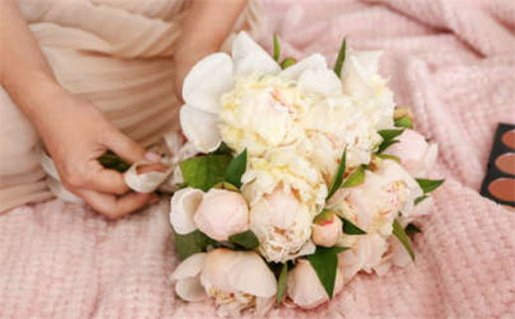 2025年04月30日领证黄道吉日 领证吉利吗