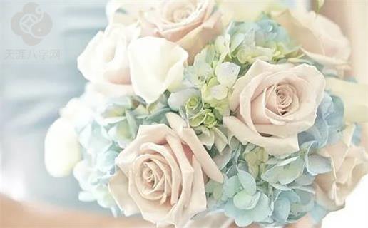 2025年农历八月十二领证好不好 是登记结婚好日子吗 2025年农历八月十二领证好不好 是登记结婚好日子吗