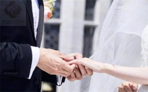 2025年12月05日领证吉日查询 今日登记结婚好不好