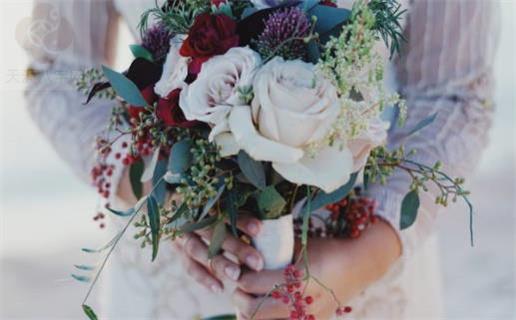 2025年12月15日领证吉日查询 是领证好日子吗 2025年12月15日领证吉日查询 是领证好日子吗